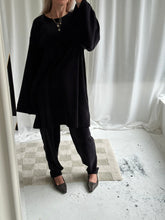 Afbeelding in Gallery-weergave laden, ROX SWEATDRESS - Black
