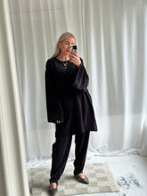 Afbeelding in Gallery-weergave laden, ROX SWEATDRESS - Black
