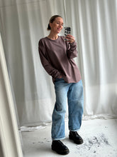 Afbeelding in Gallery-weergave laden, LOUWI LONGSLEEVE - Taupe
