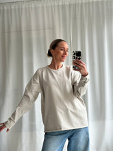 Afbeelding in Gallery-weergave laden, LOUWI LONGSLEEVE - Sand
