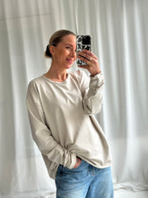 Afbeelding in Gallery-weergave laden, LOUWI LONGSLEEVE - Sand
