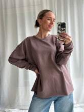 Afbeelding in Gallery-weergave laden, LOUWI LONGSLEEVE - Taupe
