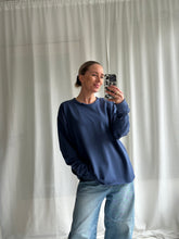 Afbeelding in Gallery-weergave laden, LOUWI LONGSLEEVE - Denim blue
