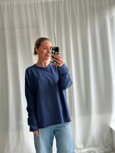 Afbeelding in Gallery-weergave laden, LOUWI LONGSLEEVE - Denim blue
