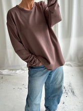 Afbeelding in Gallery-weergave laden, LOUWI LONGSLEEVE - Taupe
