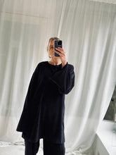 Afbeelding in Gallery-weergave laden, ROX SWEATDRESS - Black
